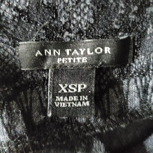 Ann Taylor Petite Black Floral Lace Back Zipper 3/4 Sleeve Peplum Blouse Sze XSP - Picture 6 of 7